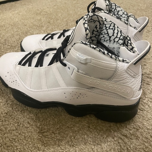 Jordan 6 Rings - Picture 3 of 5